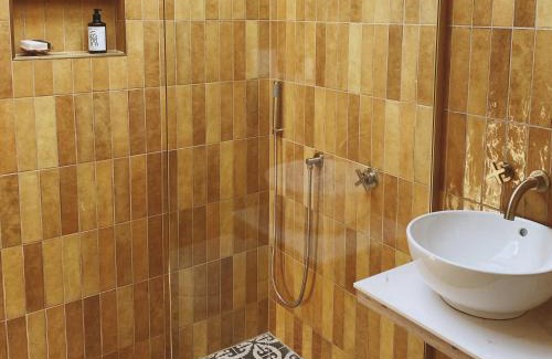St. Agnes House | Luxury bolthole in central St.Agnes with parking.