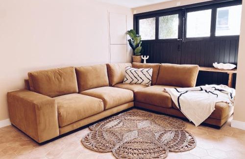 St. Agnes House | Luxury bolthole in central St.Agnes with parking.
