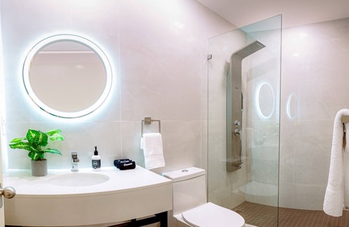 Poinciana Park Hotel | Luxury Boutique Hotel in Fort Lauderdale