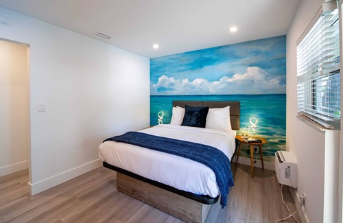 Poinciana Park Hotel | Luxury Boutique Hotel in Fort Lauderdale