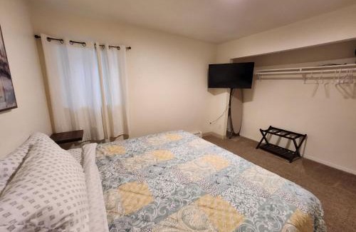 Fairbanks Apartment | Luxury Bunkhouse Near Downtown