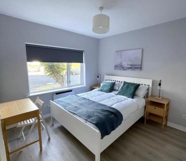 Galway Apartment | Luxury By The Coast- sleeps 4
