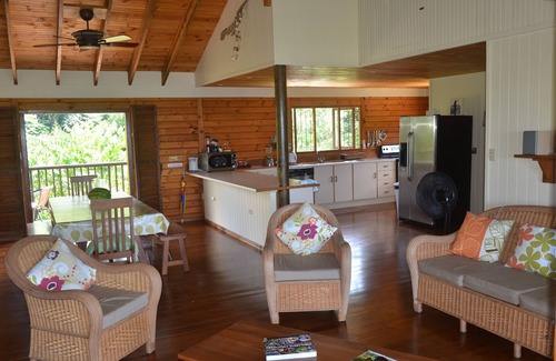 Parlatuvier Villa | Luxury country retreat with stunning sea and rain forest views