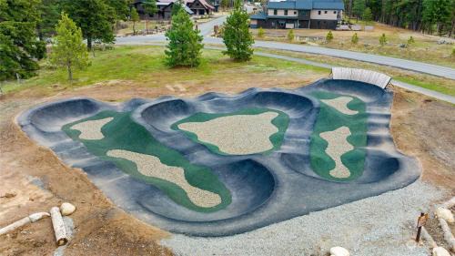 Roslyn House | Luxury Cabin in Suncadia - Sleeps 12, Hot Tub, and Wildlife Views!