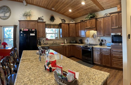 Ruidoso House | Luxury Cabin! Upper Canyon Lookout -Sierra Blanca view close to town