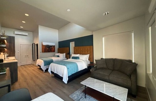 La Verkin House | Luxury Casita, near Zion National Park