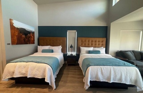 La Verkin House | Luxury Casita, near Zion National Park