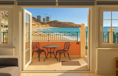 Catalan Bay Apartment | Luxury Catalan Bay Beach House - Sea + Rock Views