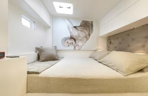 Portisco Boat Rental | Luxury catamarano 20 meters