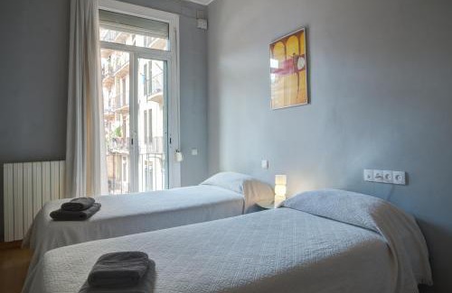 L'Antiga Esquerra de l'Eixample Apartment | Luxury Central Apartment
