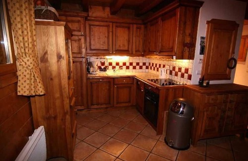 Les Menuires Ski Chalet | Luxury Chalet with sauna, located right on the slopes in Les Menuires