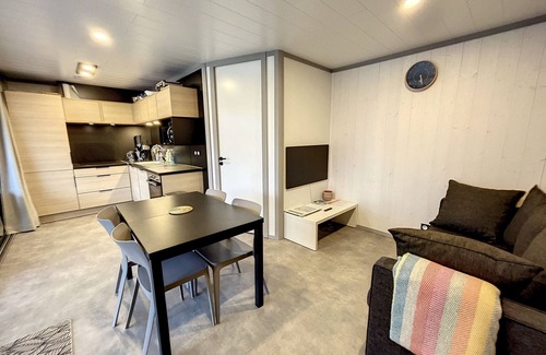 Jullouville Ski Chalet | Luxury Chalet with Heated Pool, WiFi, and Private Garden - Sleeps 4