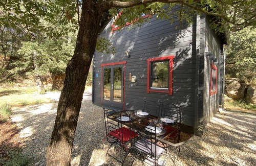 Bonnieux Ski Chalet | Luxury chalets - Domaine Luberon between Roussillon and Bonnieux