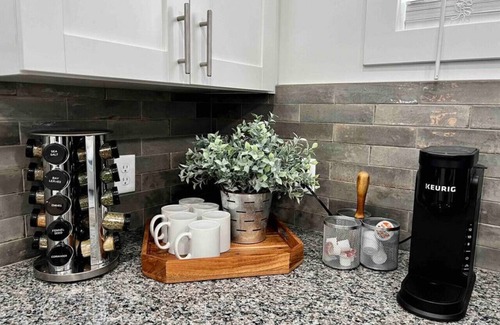 Perrysburg House | Luxury & Charm in Downtown Perrysburg!
