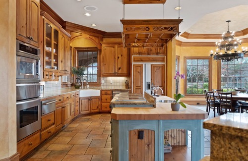 Buford House | Luxury Chateau With Soaring Views Over Lake Lanier