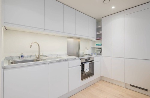 Cambridge City Centre Apartment | Luxury City Centre Apartment With Parking