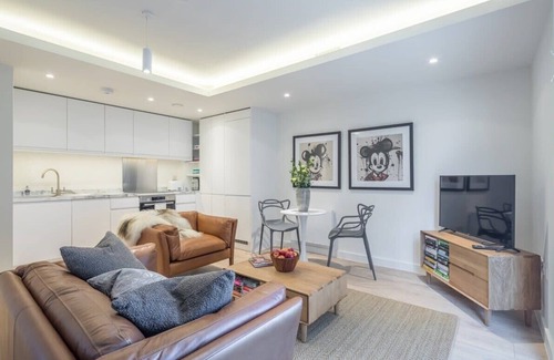 Cambridge City Centre Apartment | Luxury City Centre Apartment With Parking