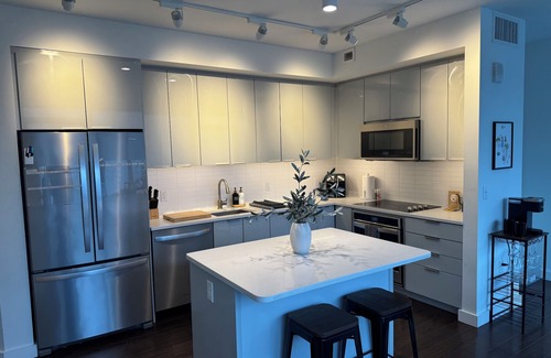Buckingham Apartment | Luxury City Escape in Ballston Steps away from the Mall & Metro!