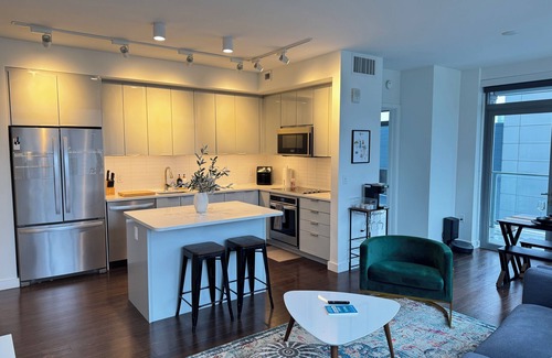 Buckingham Apartment | Luxury City Escape in Ballston Steps away from the Mall & Metro!