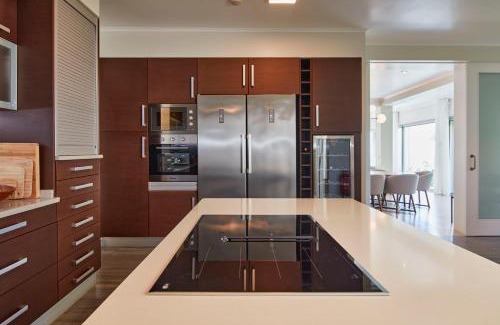 Ponta Delgada Villa | Luxury City House
