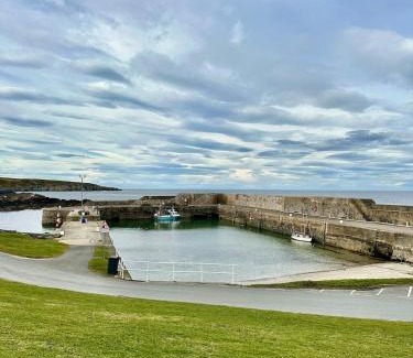 Portsoy Apartment | Luxury Coastal Cottage