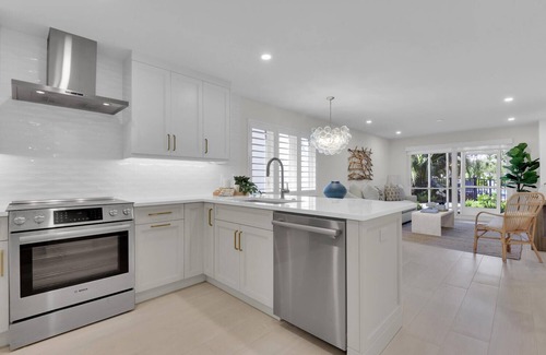 Coquina Sands Condo | Luxury Coastal Retreat Near the Beach and 5th Ave
