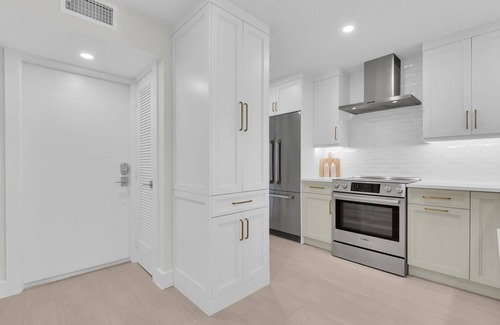 Coquina Sands Condo | Luxury Coastal Retreat Near the Beach and 5th Ave