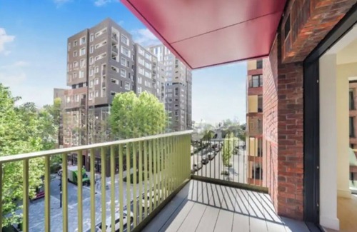 Elephant and Castle Apartment | Luxury Collection - 2 Bedroom 2 Bathroom - Zone 1 - Superhost status