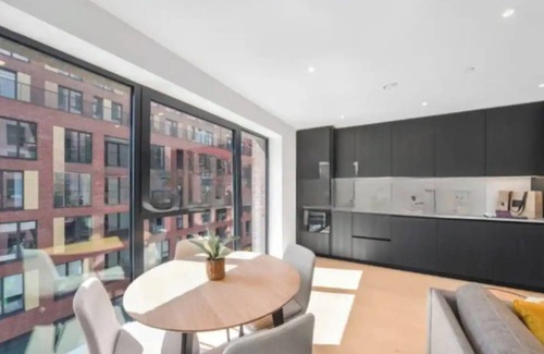 Elephant and Castle Apartment | Luxury Collection - 2 Bedroom 2 Bathroom - Zone 1 - Superhost status