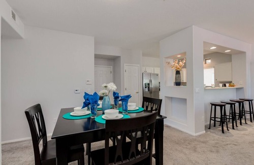 Chandler Condo | Luxury Condo! 2 Master Suites! Close to Everything