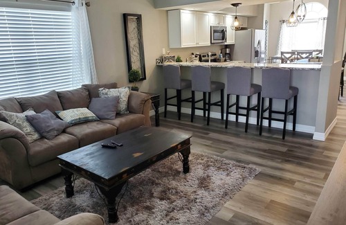 Table Rock Condo | Luxury Condo, 2 pools, hot tub, near Table Rock lake and attractions