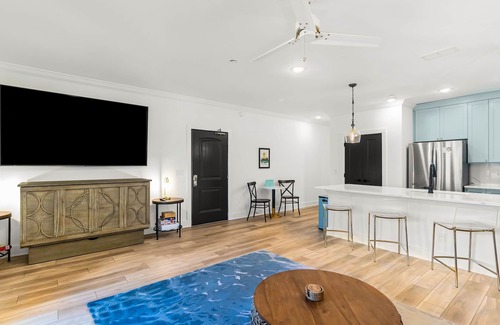 Port St. Joe Condo | Luxury condo at prime local, beach/roof-top access, private pool, and gym