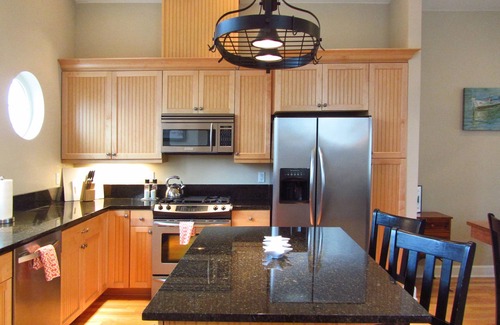 Newport Condo | Luxury Condo at the Arch in the heart of Historic Nye Beach