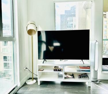 Downtown Vancouver Apartment | Luxury condo beach side Yaletown