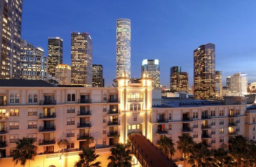 City West Condo | LUXURY Condo @DowntownLA 2BD/2BA 2FreeParking