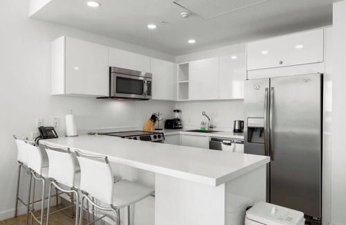 Noord Condo | Luxury Condo facing the Ocean
