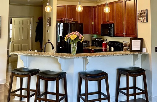 Maggie Valley Condo | Luxury Condo-Golf, Pool, Fitness Center & Mountain Views!