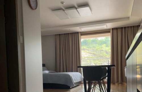 Clark Freeport Hotel | Luxury Condo in Clark Pampanga beside Hilton Hotel and Casino