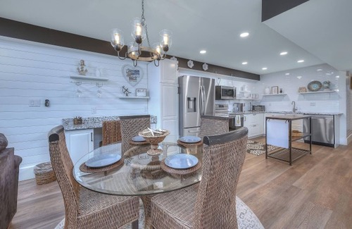 Myrtle Beach Condo | Luxury Condo in Myrtle Beach-Unit 2H (OVT12H)
