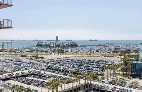 Waterfront Condo | LUXURY CONDO ON OCEAN BLVD - OCEAN VIEW & PRIVACY !!