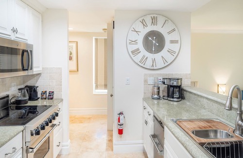 Grace Bay Condo | Luxury Condo - Somerset on Grace Bay!