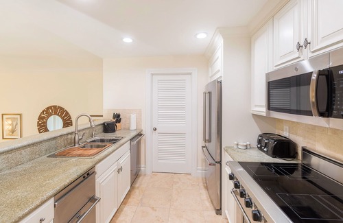 Grace Bay Condo | Luxury Condo - Somerset on Grace Bay!