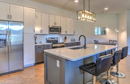 Downtown Asheville Condo | Luxury condo Unit #201