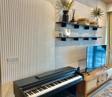 Gua Apartment | Luxury Condo w electrical piano Next to TRX Mall