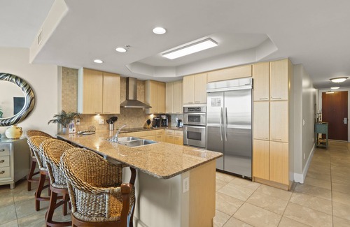 Orange Beach East Condo | Luxury Condo with Beach View | Lazy River!