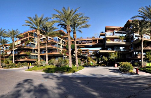Fashion Square Condo | Luxury Condo with amenities across from Fashion Square Mall!