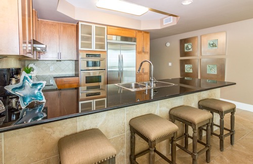 Orange Beach East Condo | Luxury Condo with Beach View | Liquid Life