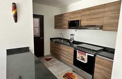 S.M. 57 Apartment | LUXURY CONDO WITH FREE RENTAL CAR