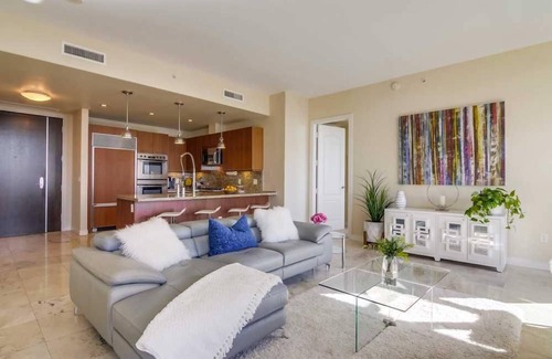 Marina District Condo | Luxury condo with Ocean Views