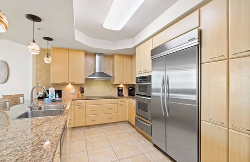 Orange Beach East Condo | Luxury Condo with Beach View | Lazy River